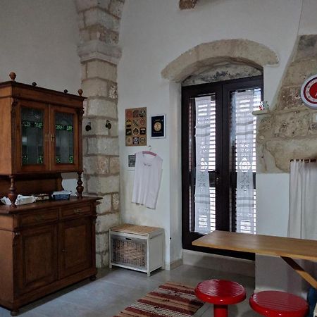 Antico Bilocale Soleto Villa Bagian luar foto