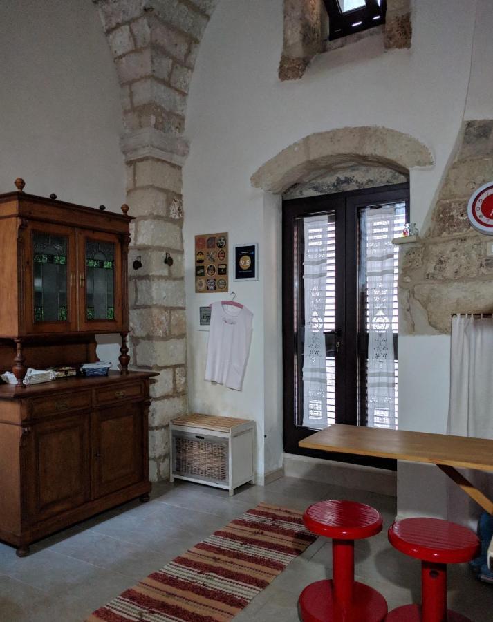 Antico Bilocale Soleto Villa Bagian luar foto